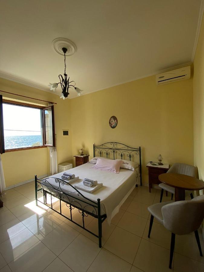 Belvedere4Colonne B&B Rooms & Suites Santa Maria al Bagno Exterior foto