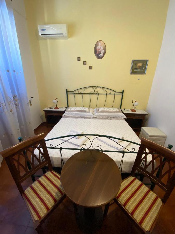 Belvedere4Colonne B&B Rooms & Suites Santa Maria al Bagno Exterior foto